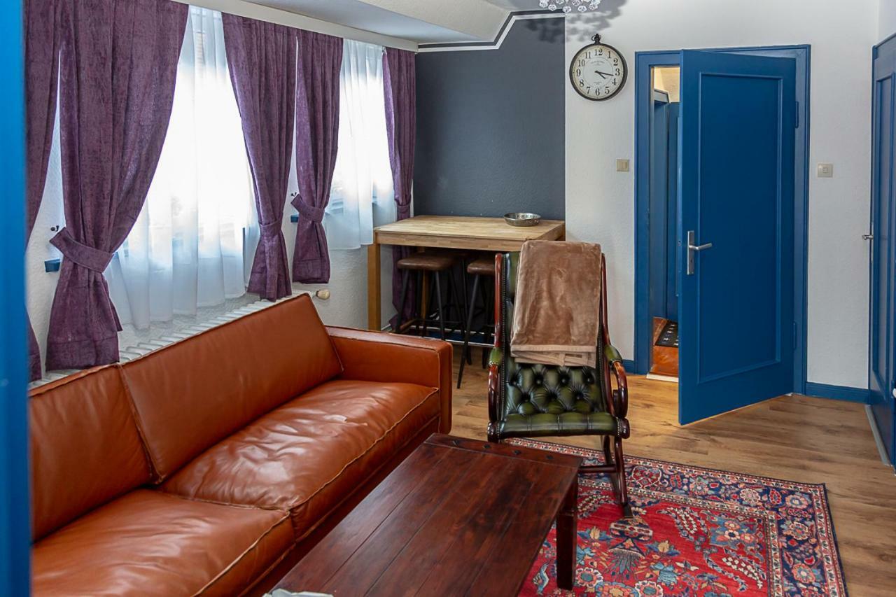 Altes Pastorat Am Husumer Hafen Apartamento Husum  Exterior foto