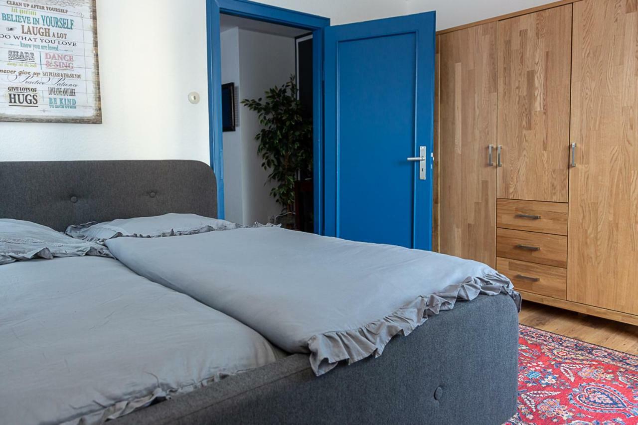 Altes Pastorat Am Husumer Hafen Apartamento Husum  Exterior foto