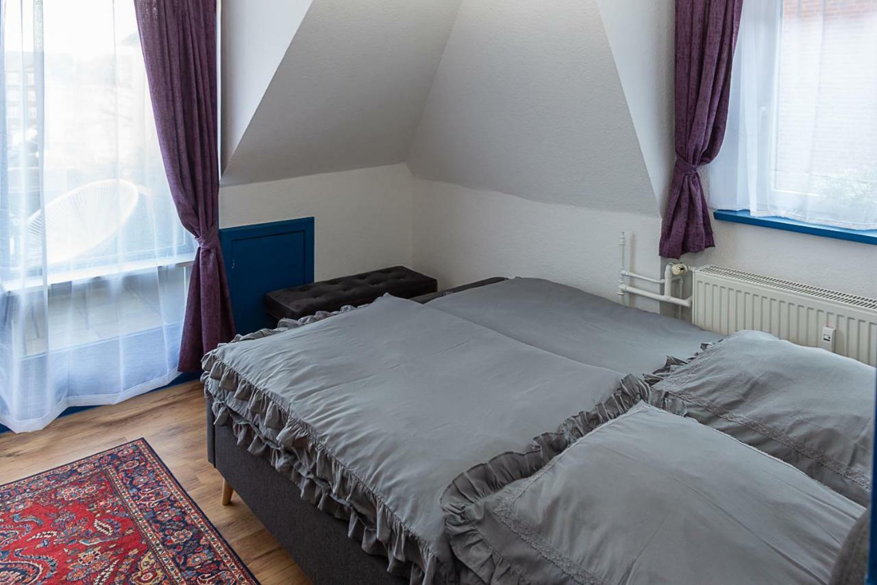 Altes Pastorat Am Husumer Hafen Apartamento Husum  Exterior foto