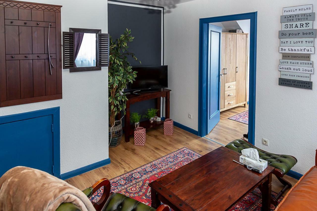 Altes Pastorat Am Husumer Hafen Apartamento Husum  Exterior foto