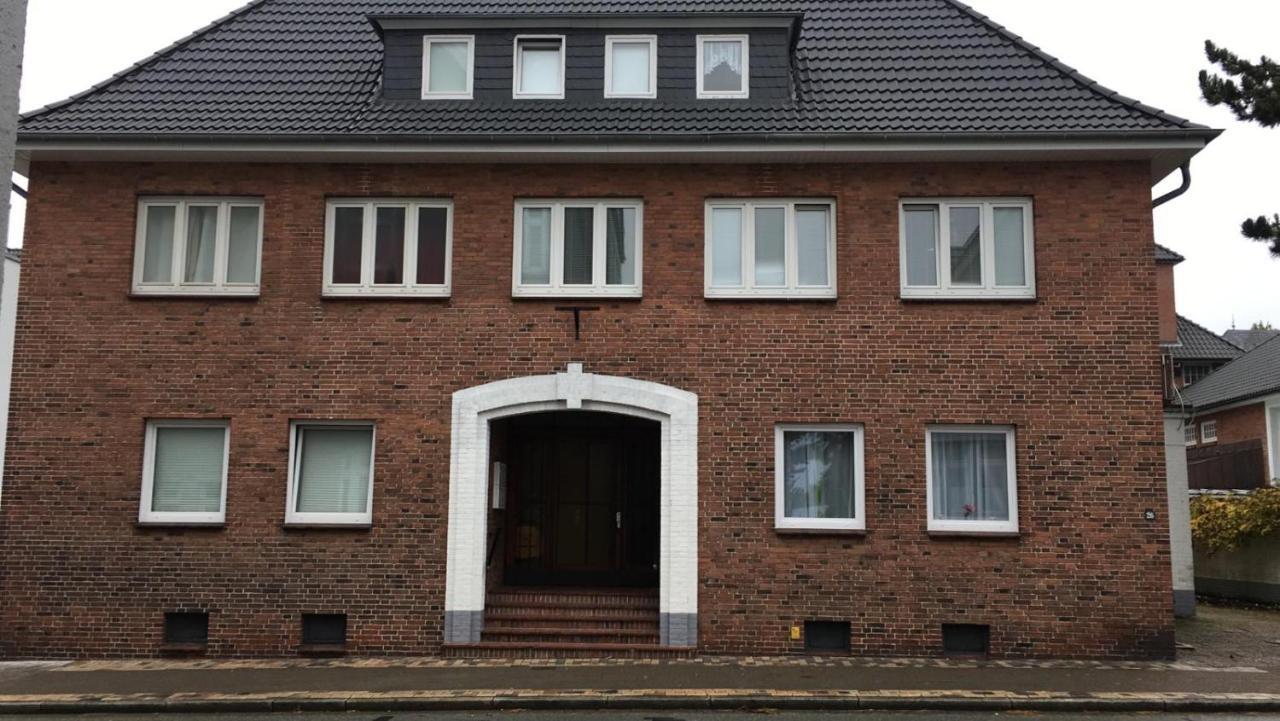 Altes Pastorat Am Husumer Hafen Apartamento Husum  Exterior foto